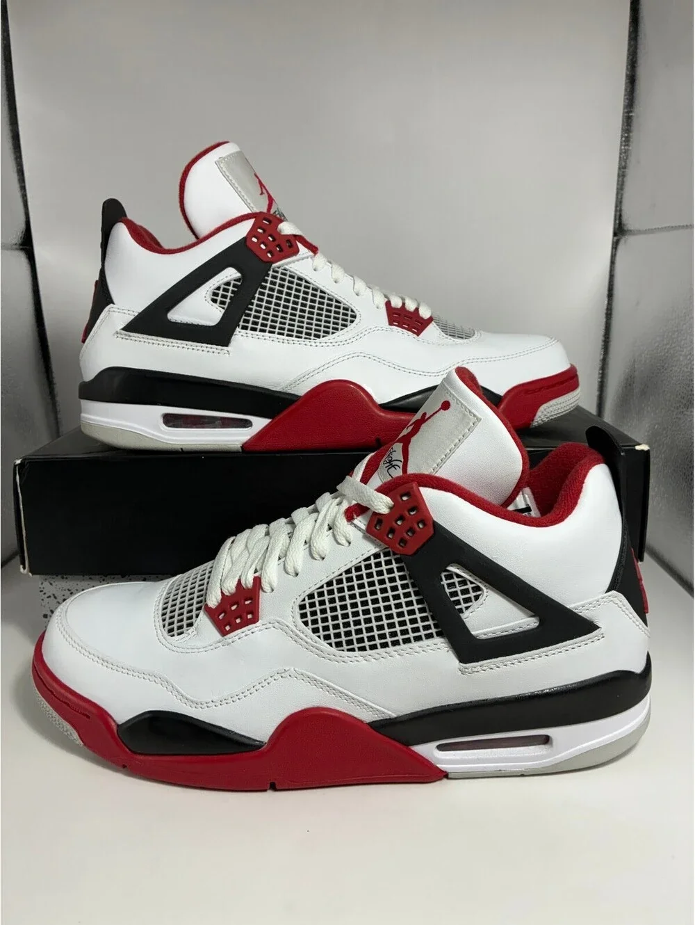 Size 10 - Nike Air Jordan 4 Retro Fire Red